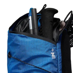 Distance 15 Backpack - Past Season