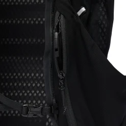 Distance 15 Backpack - Past Season