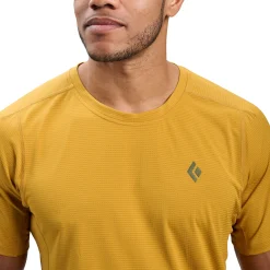 Men's Distance Short Sleeve Tech Tee
