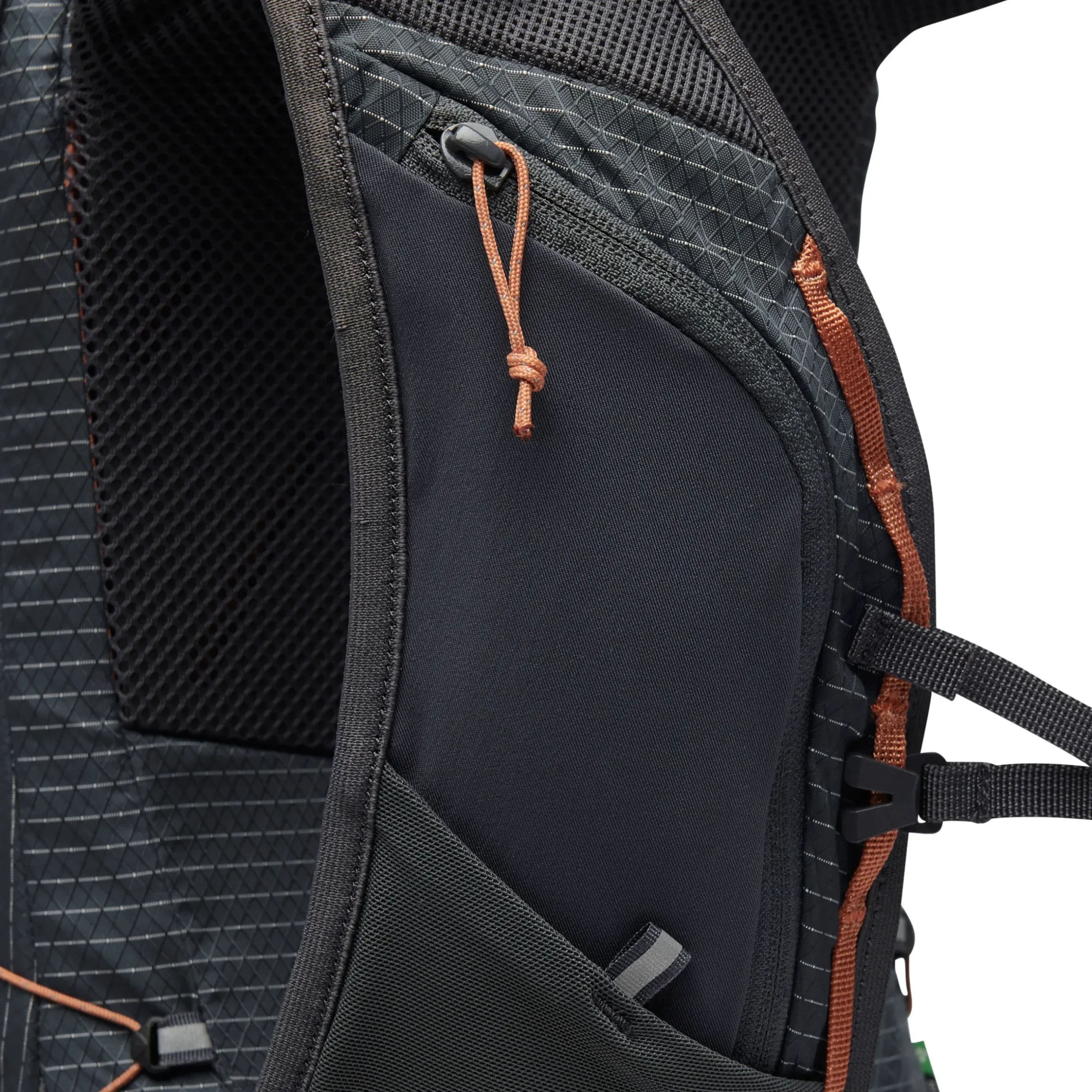 Pursuit 15 Backpack - Past Season