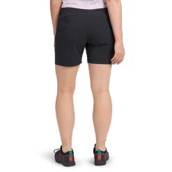 Women's Pursuit Shorts