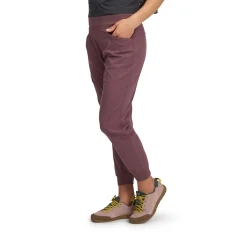 Women's Technician Jogger Pants